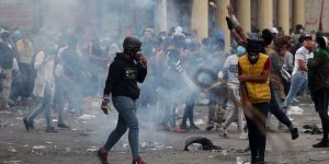 Necef’teki Gösterilerde İran Başkonsolosluğu Yeniden Ateşe Verildi 