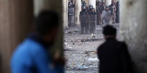 Irak'ın Kerbela Kentindeki Meclis Binasına Girmeye Çalışan 15 Gösterici Yaralandı 