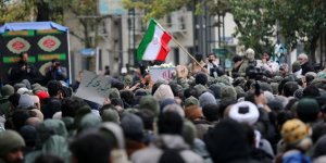 İranlı Sosyolog İklima: Halk, Hayal Kırıklığı ve Güvensizlik İçinde