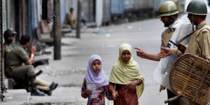 Hindistan'da Müslümanları Dışlayan Tasarı Parlamentodan Geçti