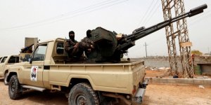 Hafter Güçleri Ulusal Mutabakat Hükümeti Kontrolündeki Trablus'a Saldırı Başlattı 