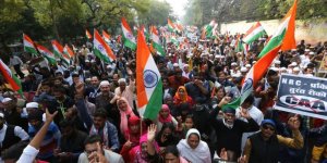 Hindistan'da Vatandaşlık Yasası Protestoları Sürüyor