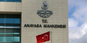 AYM’den Cumhurbaşkanlığı Kararnameleri İçin İlk İptal Kararı