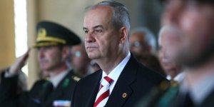 Yasakçılık Özlemleri Bitmiyor! İlker Başbuğ: 18 Yaşından Küçük Öğrencilere Başörtüsü Yasağı Uygulansın! 