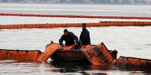Yunanistan Mültecilere Karşı 'Yüzen Bariyer' Kullanacak 