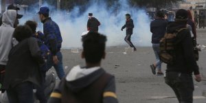 Irak'ta Sadr Destekçileri ile Göstericiler Arasında Arbede