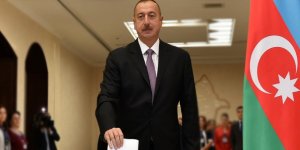 Azerbaycan Seçimlerinde 'Şaibe' İddiasında Bulunan Muhalifler Gözaltına Alındı
