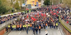 Almanya'da Irkçı Saldırı Protesto Edildi