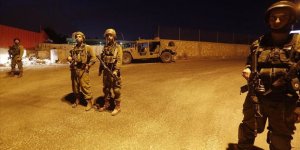 Siyonistler Kudüs’te 15 Yaşındaki Filistinli Bir Öğrenciyi Yaraladı