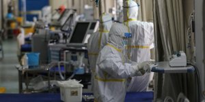 İran'da Koronavirüs Nedeniyle Hayatını Kaybedenlerin Sayısı 724'e Yükseldi