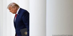 Trump, 2 Hafta İçinde En Az 100 Bin Amerikalının Koronadan Öleceğini Düşünüyor