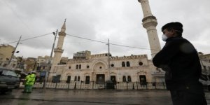 Ürdün'de Camide Cuma Namazı Kılmak İsteyenlere Gözaltı