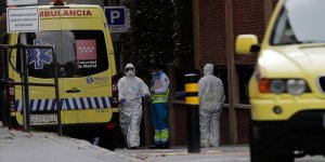 İspanya'da Koronavirüsten 674 Kişi Hayatını Kaybetti
