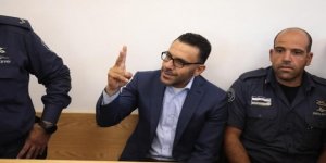 Siyonist İsrail Kudüs Valisi'ni Gözaltına Aldı