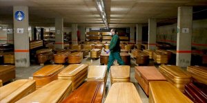 İspanya'da Koronavirüsten 739 Kişi Daha Hayatını Kaybetti