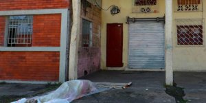 Ekvador'da Son Bir Haftada Evlerden ve Hastanelerden 500 Ceset Toplandı