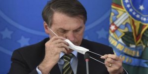 Kovid-19 Salgınına Rağmen Pastaneye Giden Brezilya Devlet Başkanı Bolsonaro'ya Protesto
