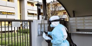 İtalya'da Kovid-19'dan Ölenlerin Sayısı 23 Bin 660'a Yükseldi