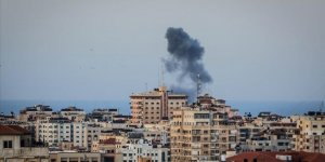 Siyonist İsrail, 3 Farklı Noktada Gazze’ye Saldırdı