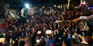İdlib Halkı Katil Esed ve Yardakçılarını Protesto Etti
