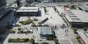 Sağlık Bakanı’ndan AVM’lerin Önündeki Yığılma Görüntülerine Tepki