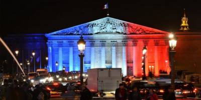 Fransa'da İktidar Partisi Meclis'te Çoğunluğu Kaybetti