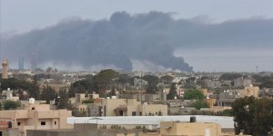 Libya'da Hafter Milisleri Bayram Sabahında Başkenti Bombaladı