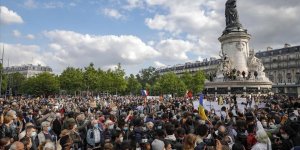 Fransa'da Irkçılık ve Polis Şiddeti Protesto Edildi