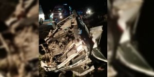 Van'da Sığınmacıları Taşıyan Minibüs Devrildi