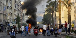 Lübnan'da Ekonomik Kriz Protestoları Devam Ediyor