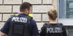 Almanya'da Camiye Saldırı Planlayan Aşırı Sağcılara Yönelik Operasyon