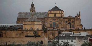 İspanya'daki Kurtuba Camisi Sadece Hristiyanların İbadetine Açık