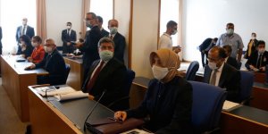 Sosyal medyaya ilişkin düzenlemeleri içeren kanun teklifi TBMM Adalet Komisyonunda kabul edildi