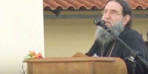 Yunanistanlı Papaz Ayasofya’ya ilişkin sözleriyle Türkiye’deki Garpzedelere tarih öğretiyor!