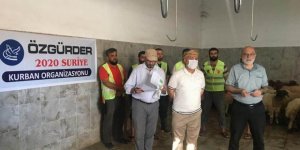 Özgür-Der gönüllülerinin kurbanları Suriye’de kesildi