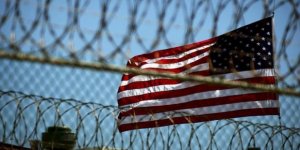 ABD'de tutuklu Müslüman göçmenlere domuz eti zorlaması