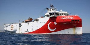 Doğu Akdeniz'de araştırmalarına devam eden Oruç Reis'in Navtex süresi uzatıldı