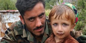 Afganistan'da Kabil yönetimi, ordu mensuplarının çocuk istismarına göz yumuyor