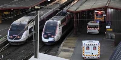 Fransa'da elektrik arızası nedeniyle binlerce yolcu geceyi yüksek hızlı trenlerde geçirdi