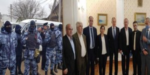 Rusya Kırım'da Tatarları tutukluyor, Moskova'da PKK'yı ağırlıyor