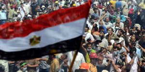 Mısırlı muhalif Muhammed Ali, halkı gösterilere devam etmeye çağırdı