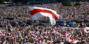 Lukaşenko’nun yemin töreni sonrası Belarus sokakları karıştı