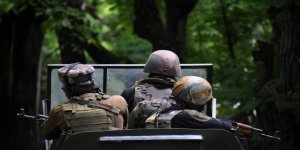 Keşmir'de Hindistan askerleri ateş açtı: 1 Pakistan askeri öldü