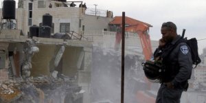 Siyonistler 2020'de Filistinlilere ait 500'den fazla yapıyı yıktı