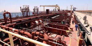 Libya'daki en büyük petrol sahası Şerara'da petrol pompalama işlemi başladı