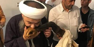 Cübbeli nereye koşuyor?