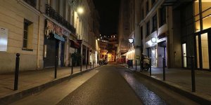 Fransa'da sokağa çıkma yasağı ilan edildi