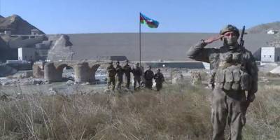 Azerbaycan, gözaltındaki 8 askeri Ermenistan'a iade etti