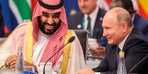 Rusya ve Suudi Arabistan küresel petrol pazarını tartışıyor