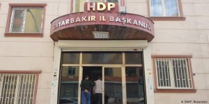 Diyarbakır’da HDP'li il ve ilçe başkanları gözaltına alındı